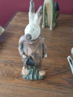 Vintage Style Ceramic Bunny Figurine